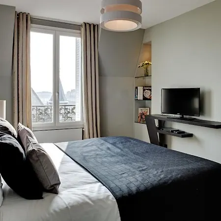 Superb With Terrace And Private Gym Apartment Paris